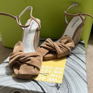 Jeffrey Campbell blush suede wedges size 8 new with box